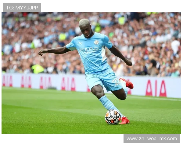 曼城拟在后防引入能参与前插的边脚型后卫