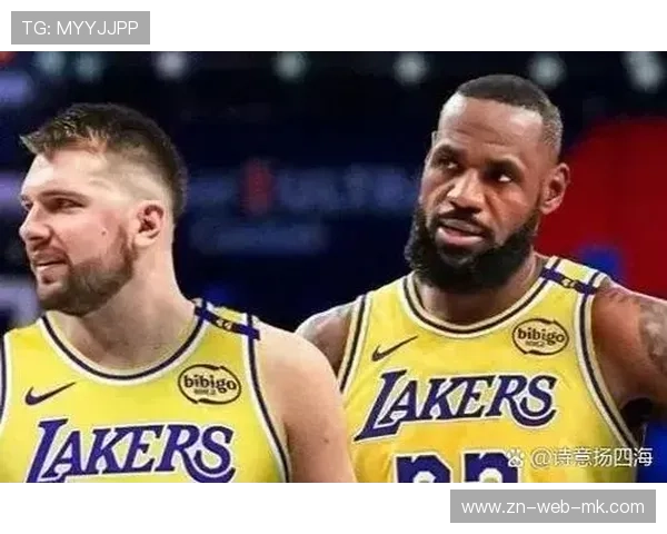 东契奇一次假动作骗走整条防线