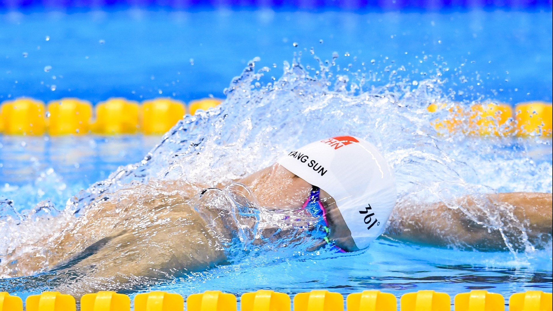 中小学生每日体育活动时间落实情况跟踪调研，确保学生每日体育活动时间